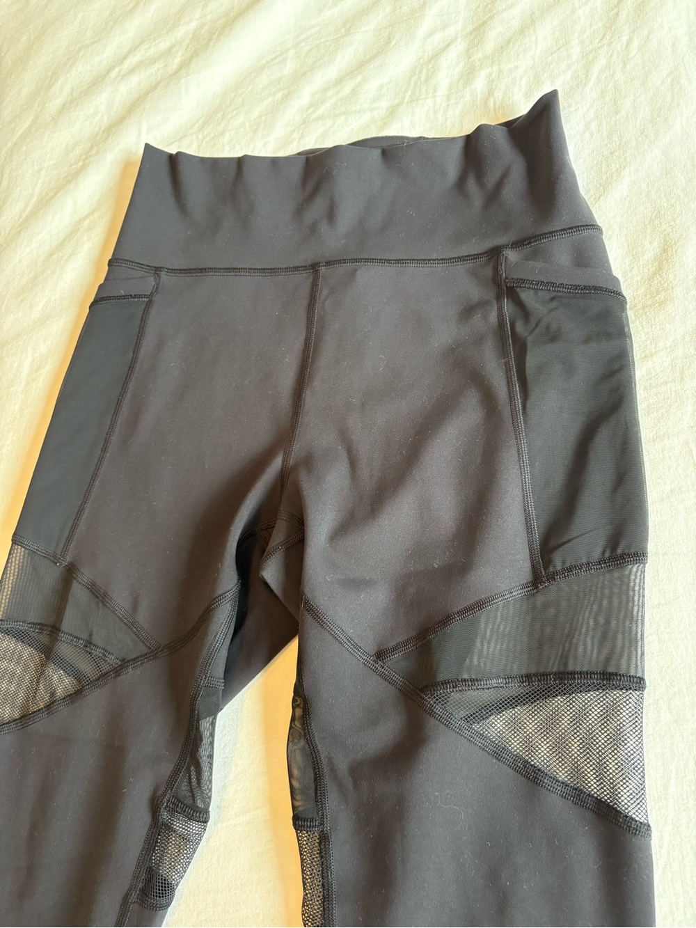 lululemon athletica Black Mesh-Panel Leggings size 10 - Picture 2 of 9